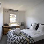 Air-Conditioned Apartment Near Liberation District